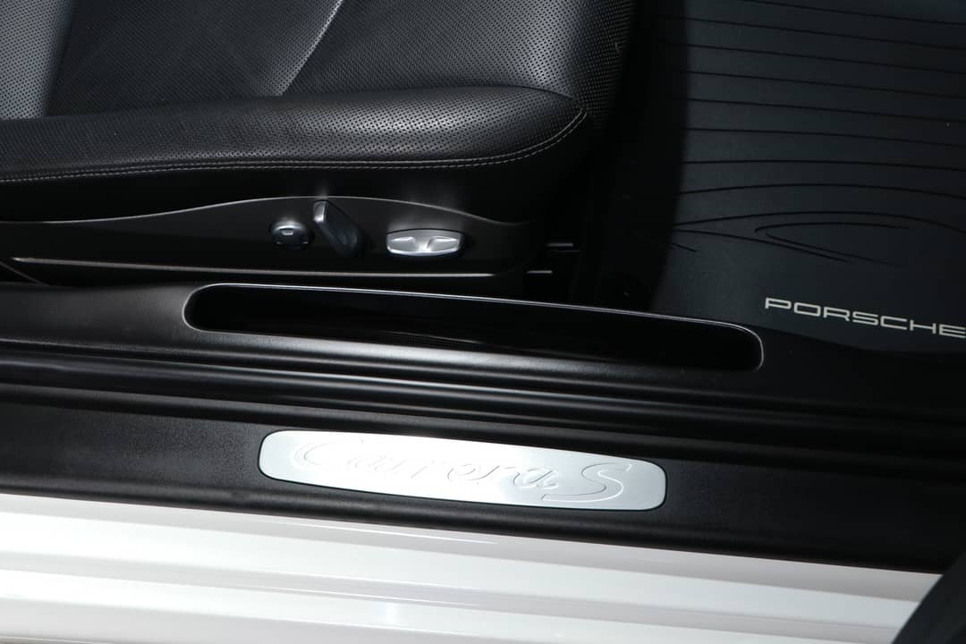 2012 Porsche 911 Carrera S — photo 38