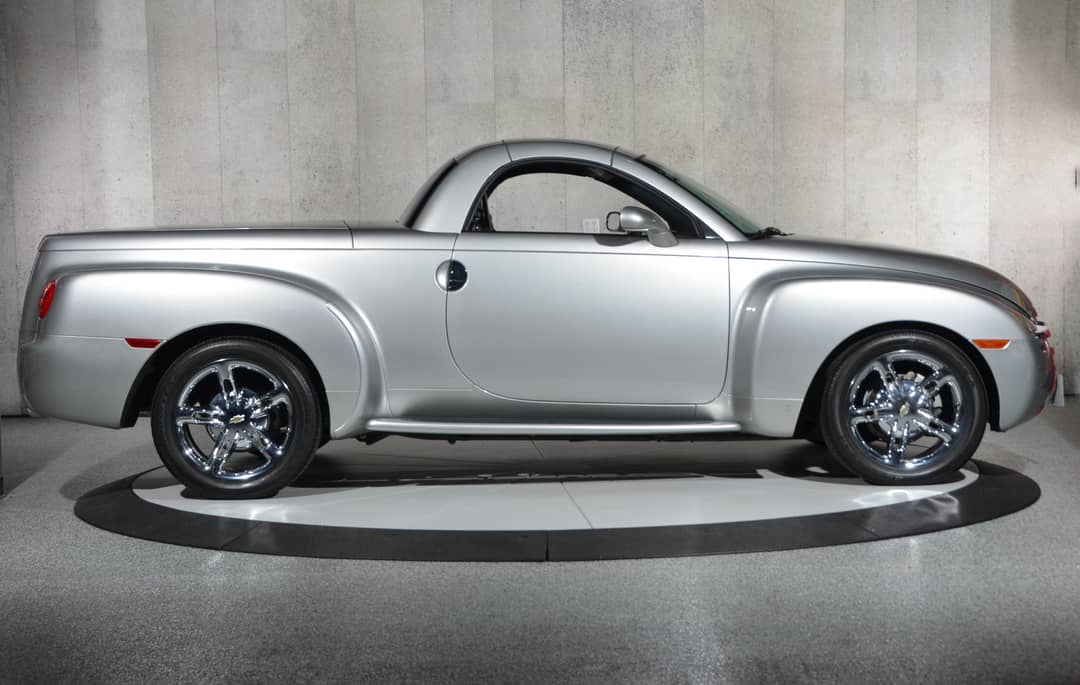 2006 Chevrolet SSR — photo 2