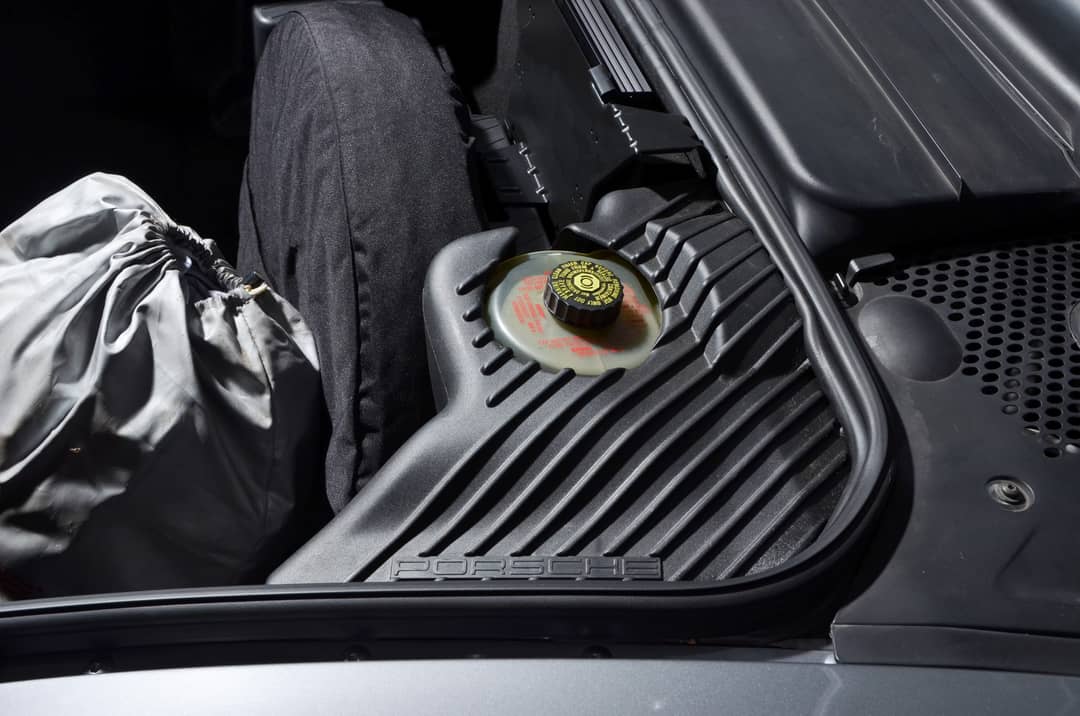 2002 Porsche 911 Targa — photo 18