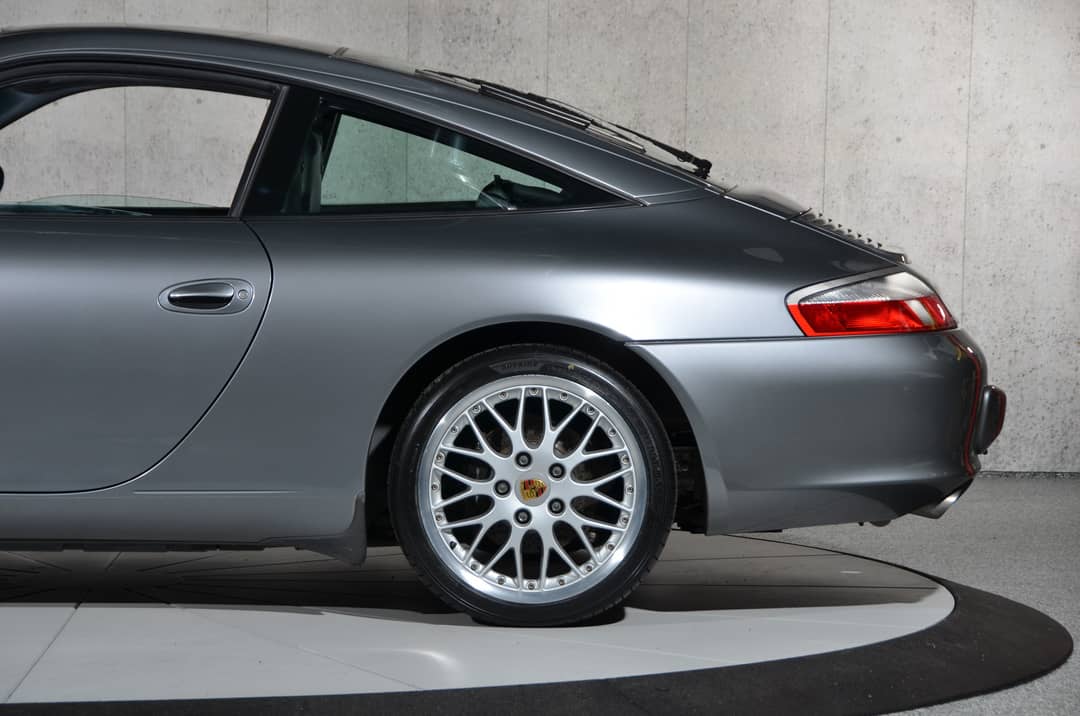 2002 Porsche 911 Targa — photo 32