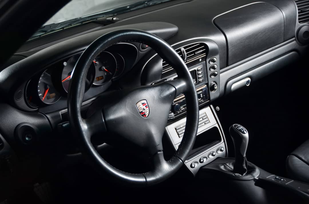 2002 Porsche 911 Targa — photo 37