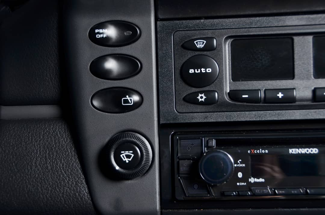 2002 Porsche 911 Targa — photo 40