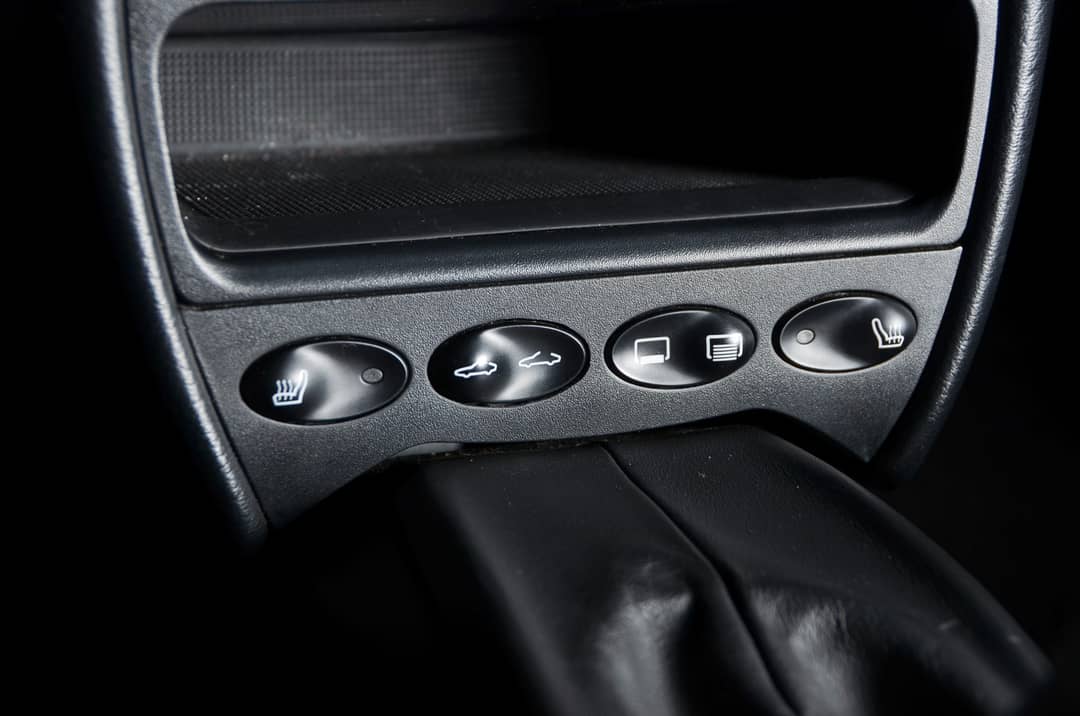 2002 Porsche 911 Targa — photo 43