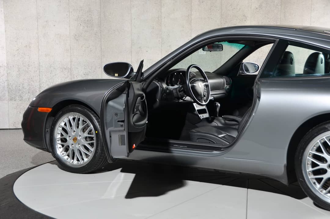 2002 Porsche 911 Targa — photo 10