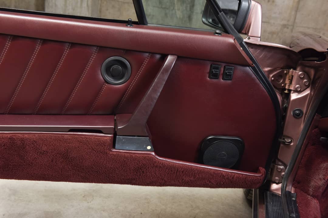 1987 Porsche 911 Carrera — photo 32
