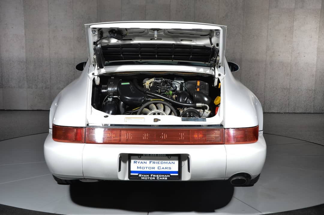 1992 Porsche 911 Carrera 4 — photo 27