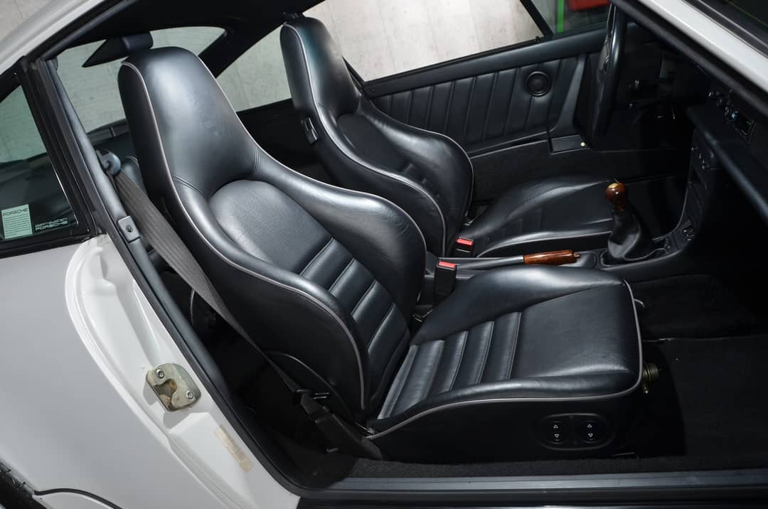1992 Porsche 911 Carrera 4 — photo 52