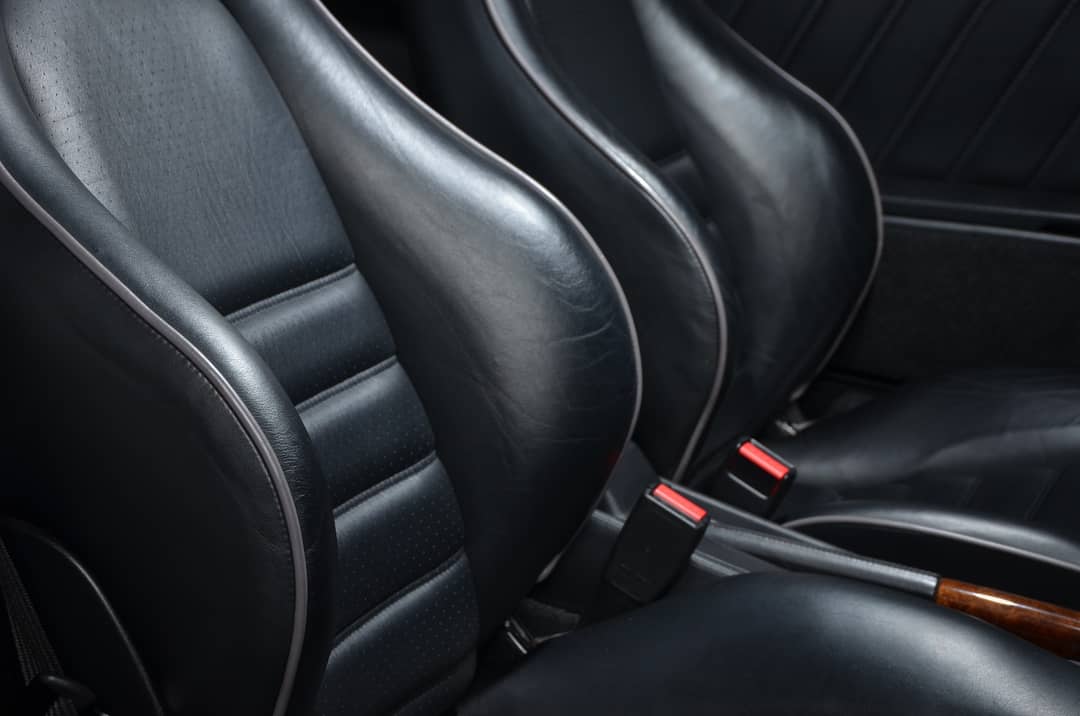 1992 Porsche 911 Carrera 4 — photo 53
