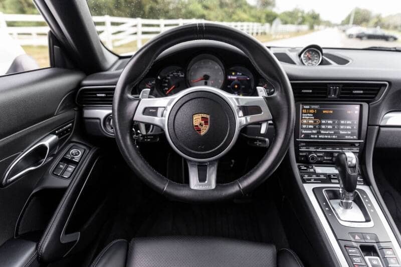 2016 Porsche 911 Carrera S — photo 19