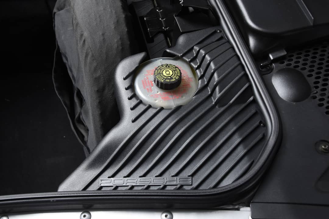 2004 Porsche 911 Carrera 40th Anniversary Edition — photo 16