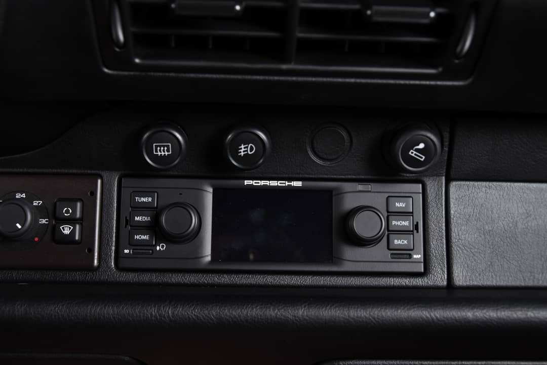 1996 Porsche 911 Carrera — photo 35