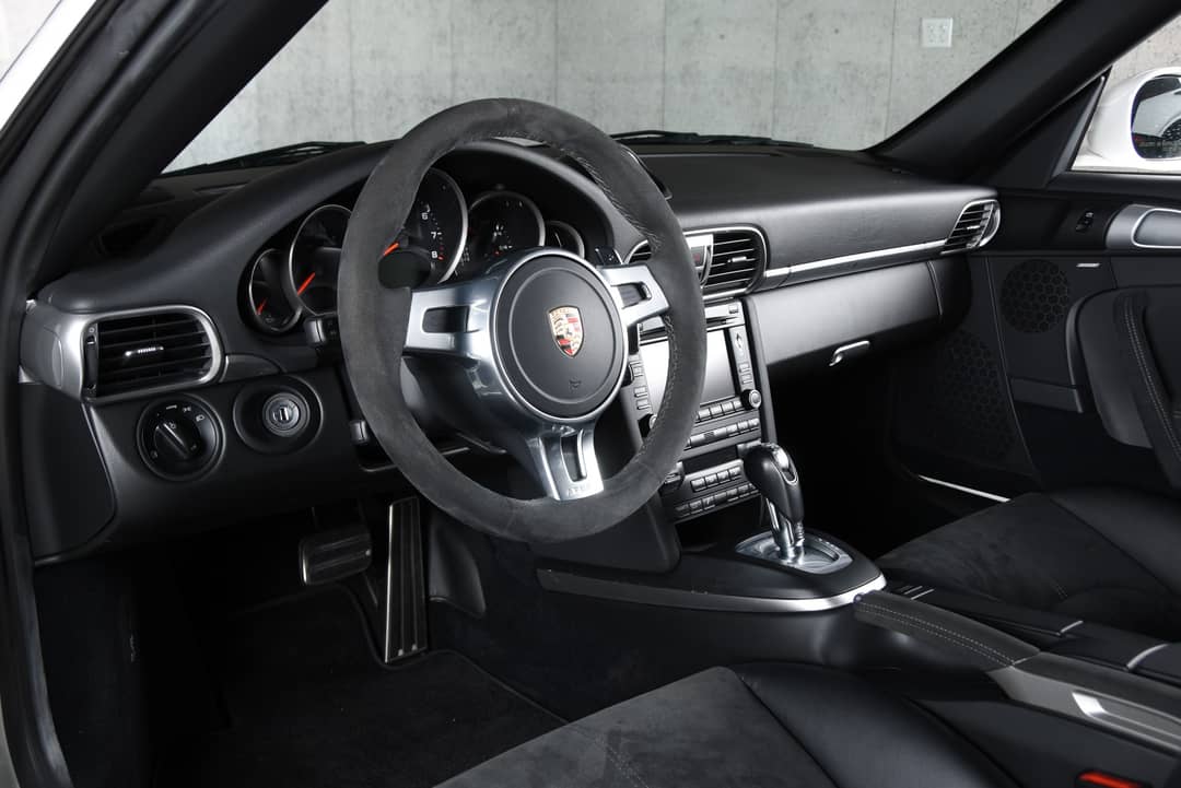 2012 Porsche 911 Carrera GTS — photo 35