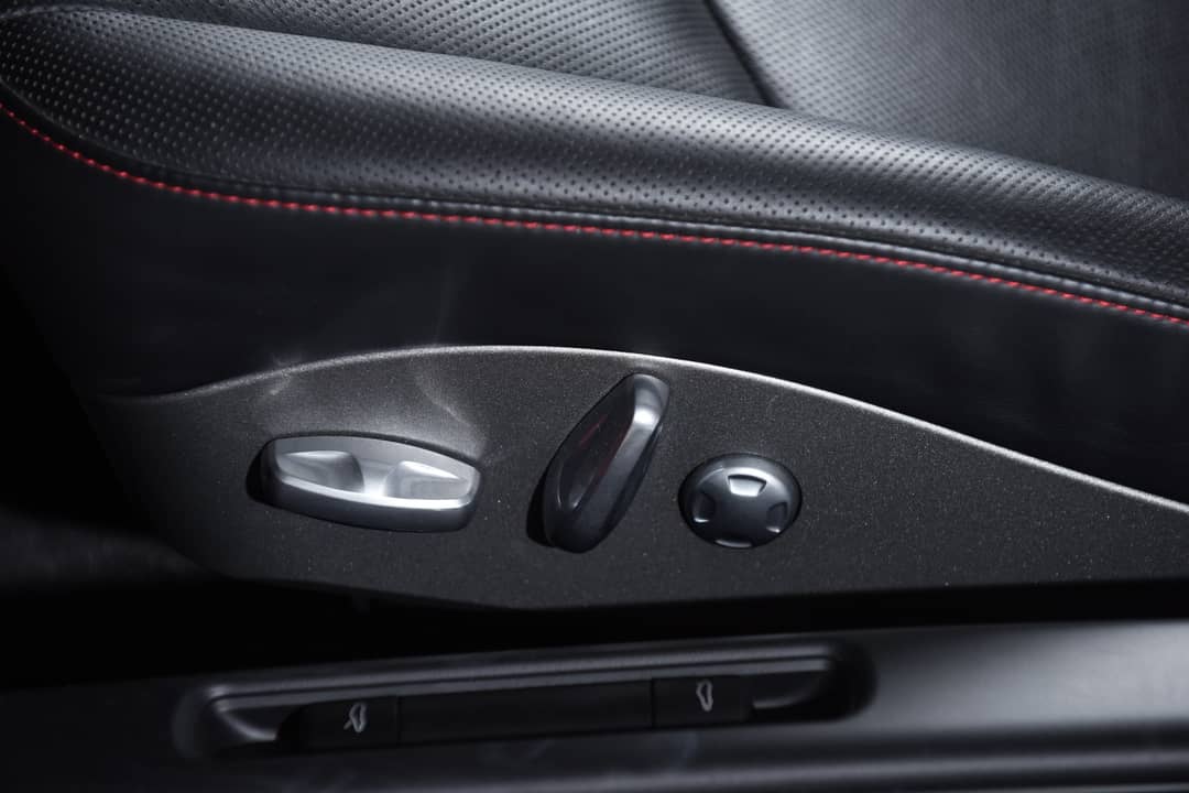 2010 Porsche 911 Turbo — photo 37