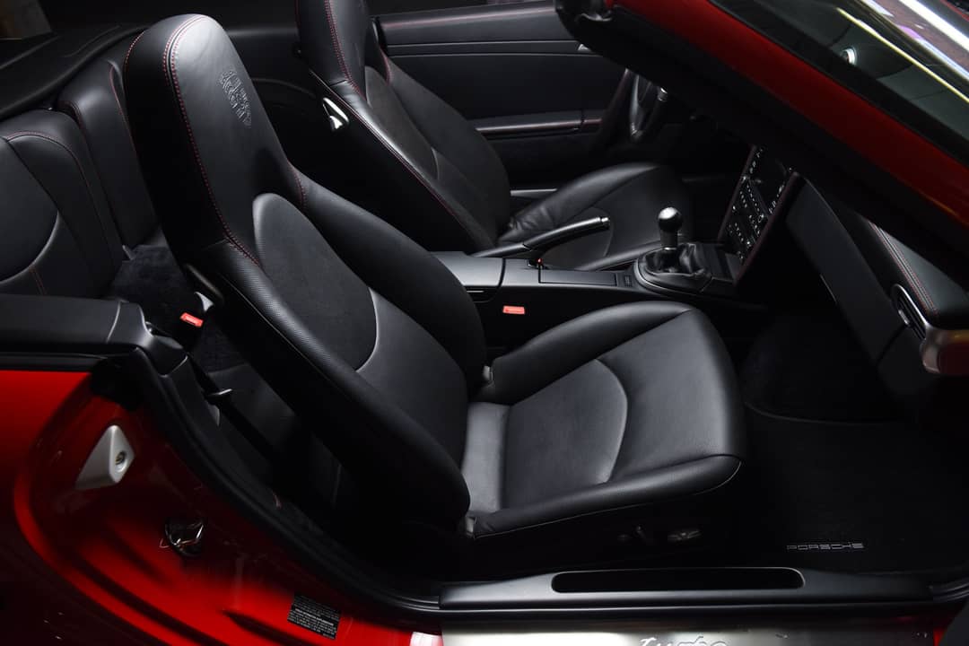 2010 Porsche 911 Turbo — photo 44