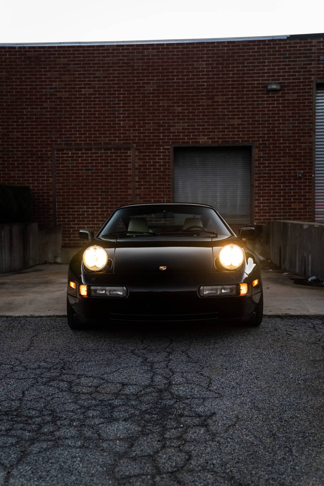 1989 Porsche 928 S4 — photo 24