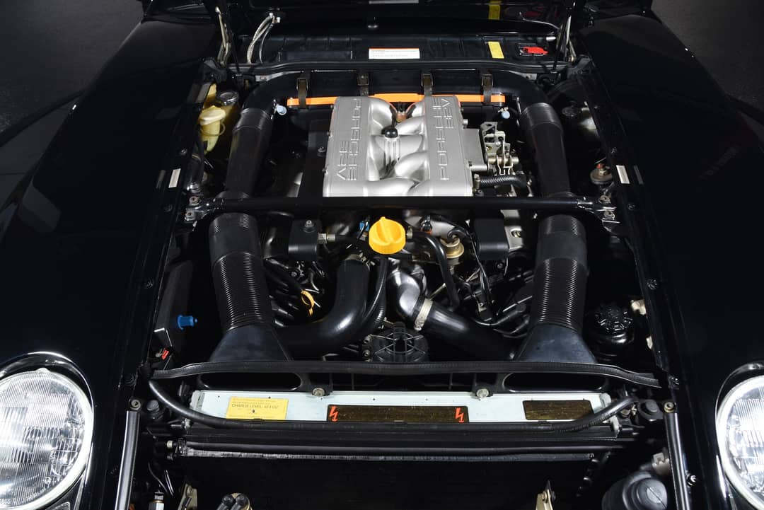 1989 Porsche 928 S4 — photo 27