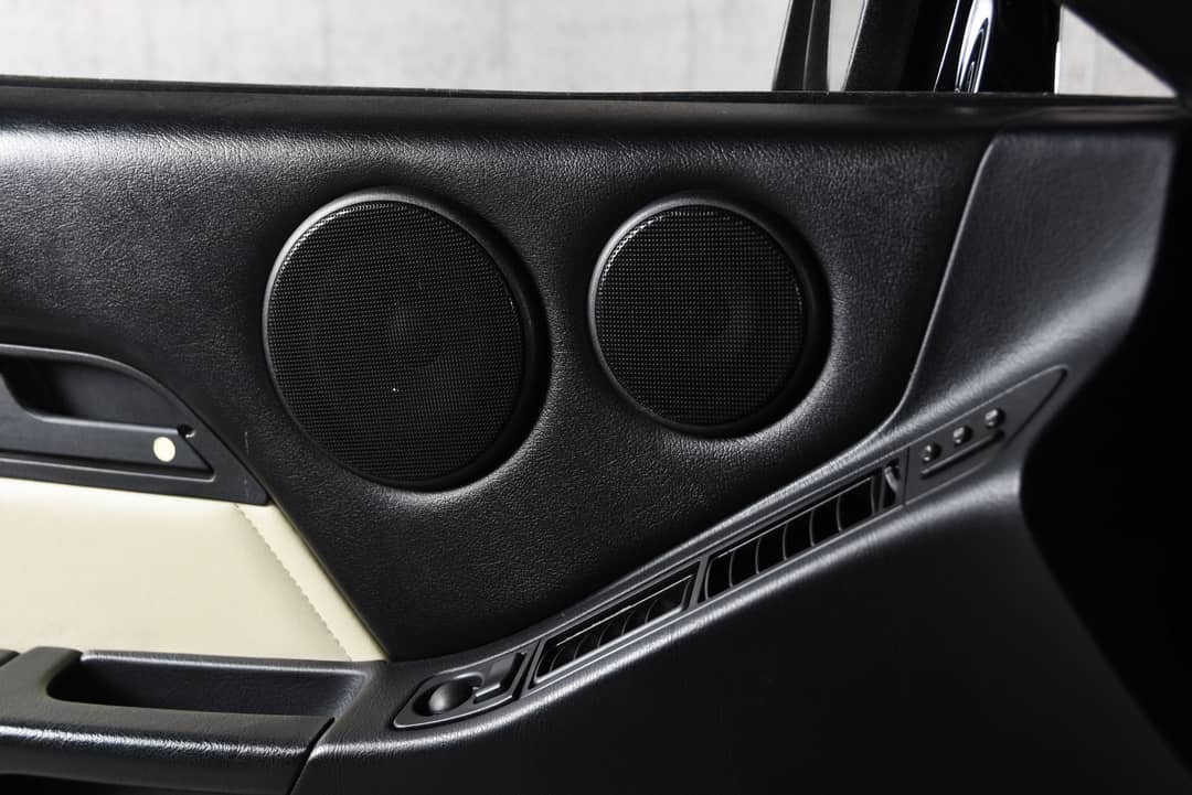 1989 Porsche 928 S4 — photo 36