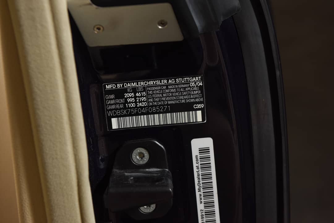 2004 Mercedes-Benz SL-Class SL 500 — photo 56