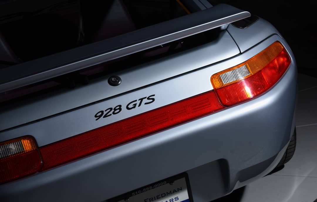 1992 Porsche 928 GTS — photo 11