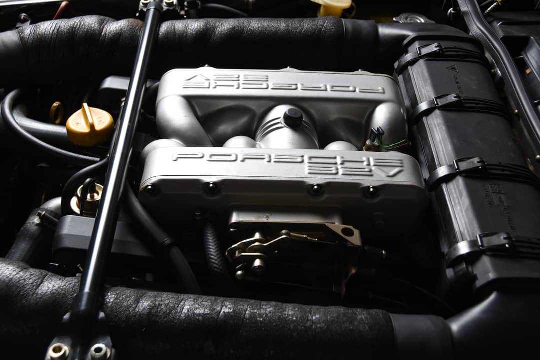 1992 Porsche 928 GTS — photo 18