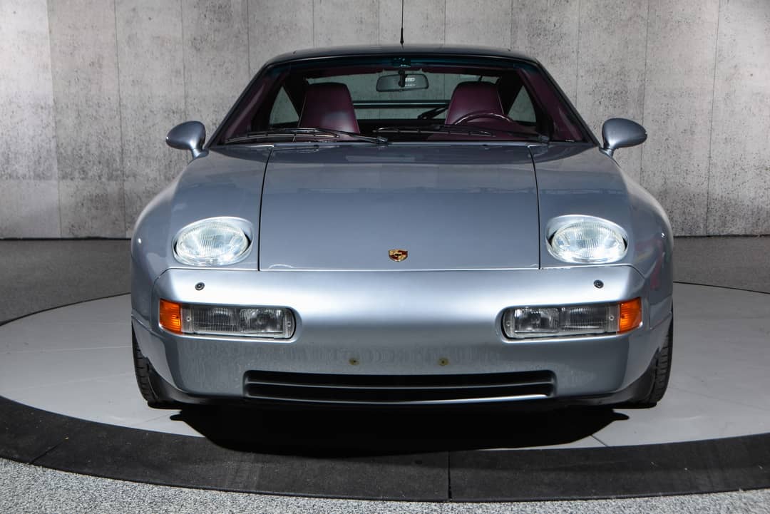 1992 Porsche 928 GTS — photo 21