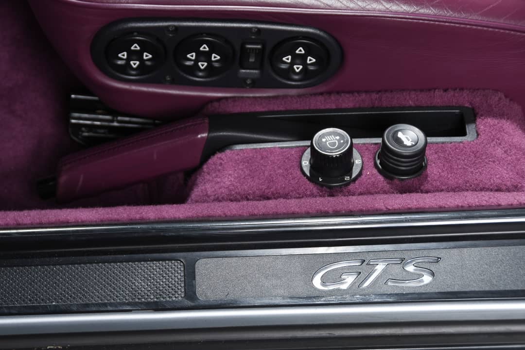 1992 Porsche 928 GTS — photo 47