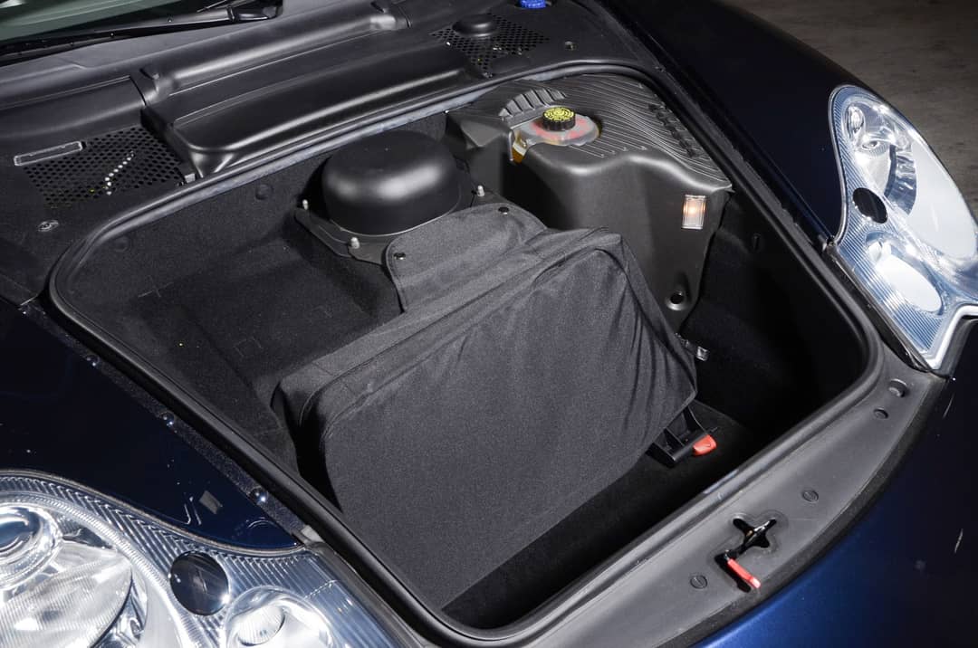2004 Porsche 911 Carrera 4S — photo 2