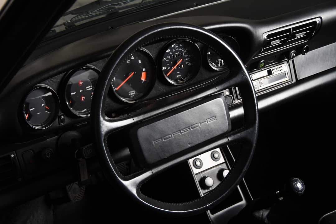 1989 Porsche 911 Targa — photo 40