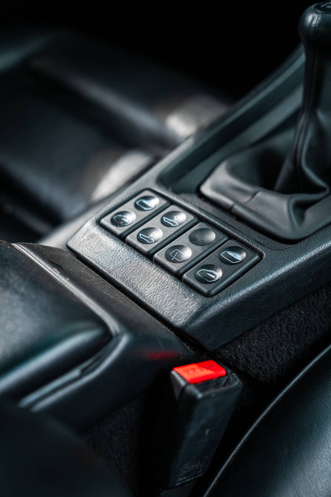 1988 Porsche 928 S4 — photo 27