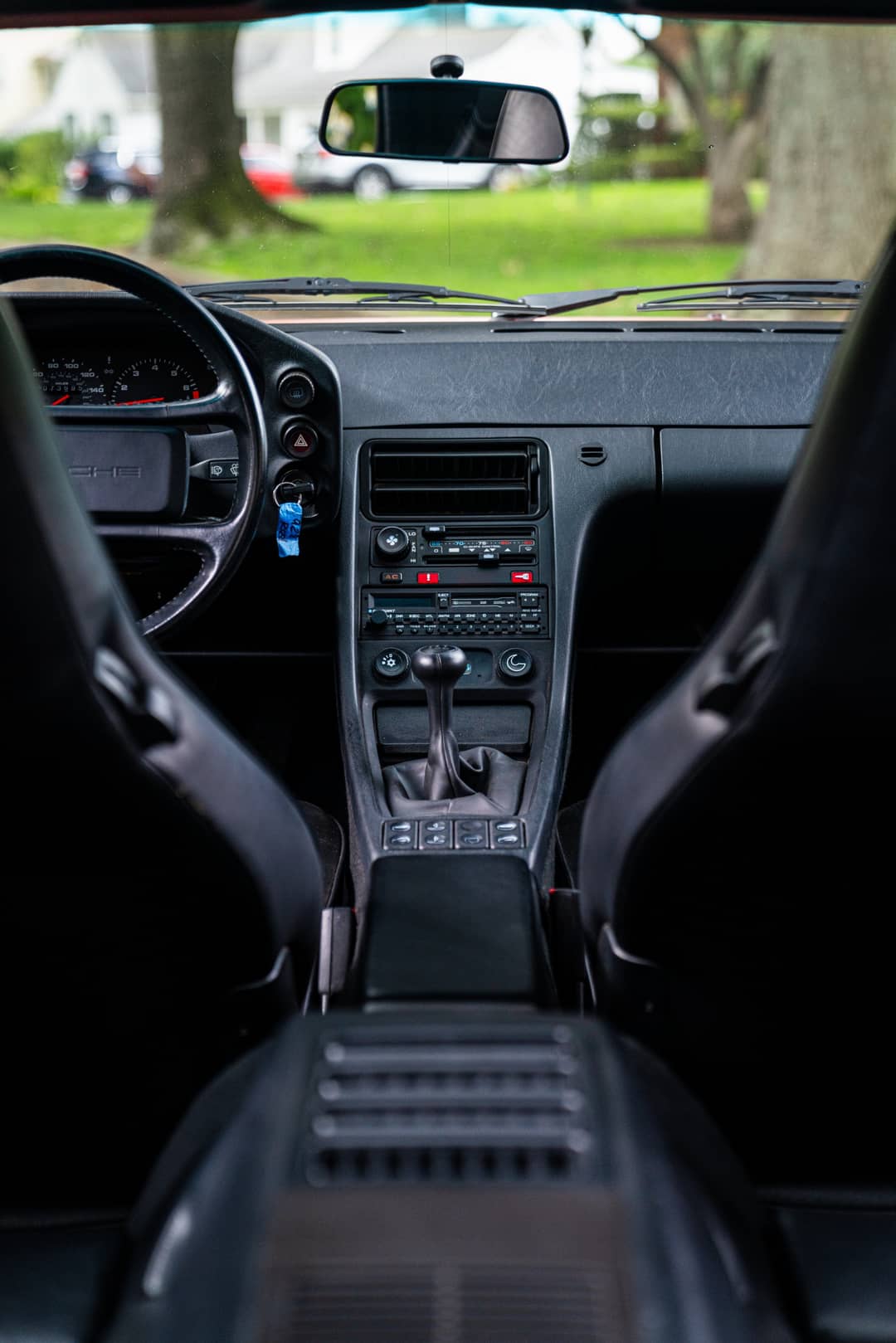 1988 Porsche 928 S4 — photo 28