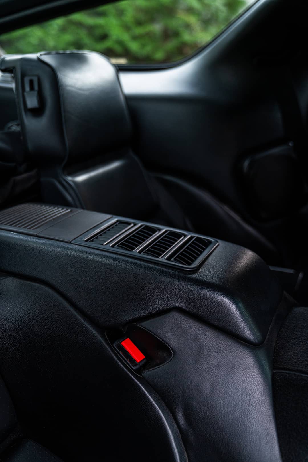 1988 Porsche 928 S4 — photo 30