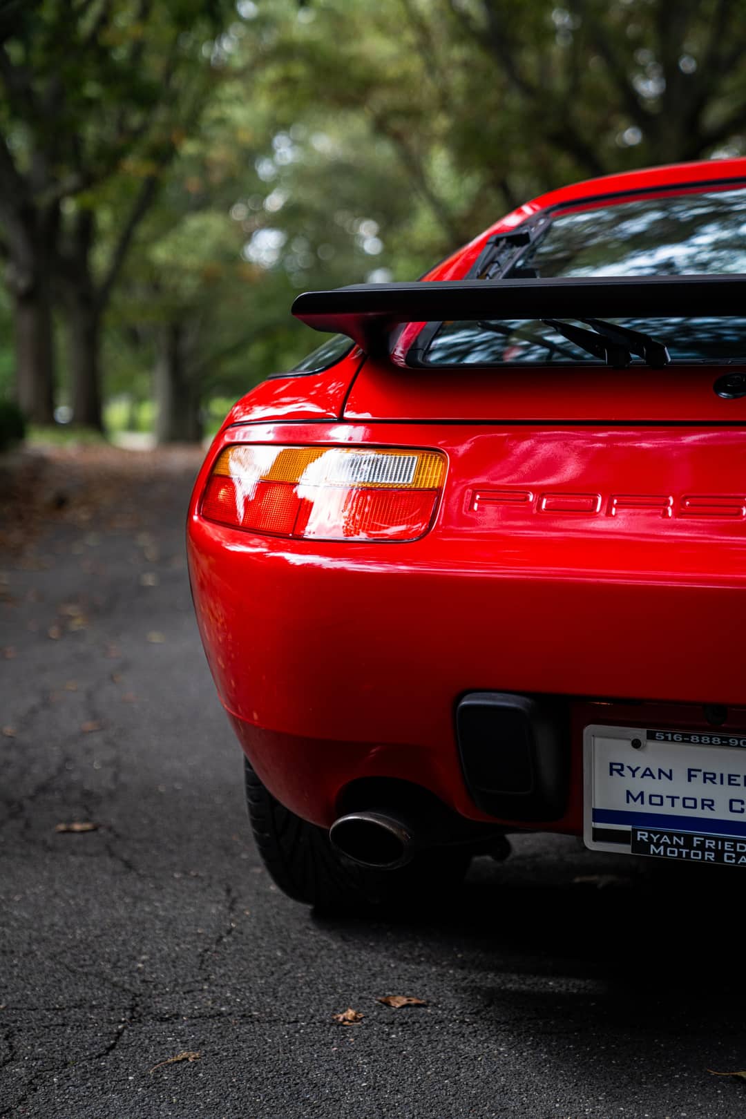 1988 Porsche 928 S4 — photo 8