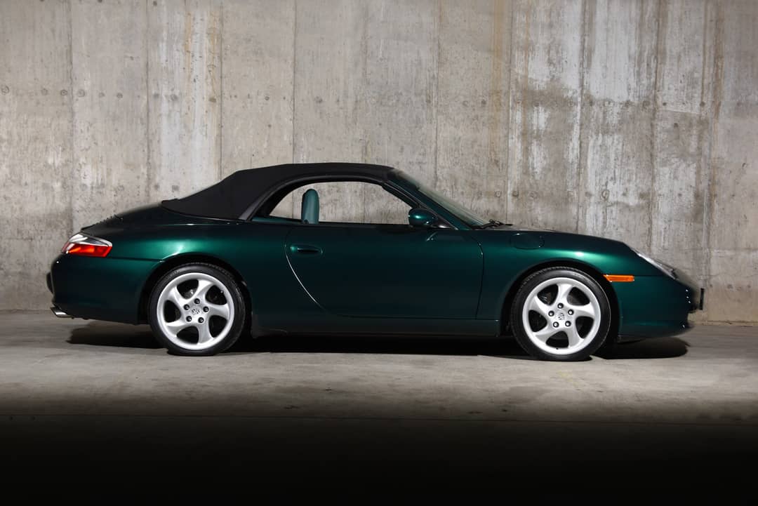 2002 Porsche 911 Carrera — photo 2