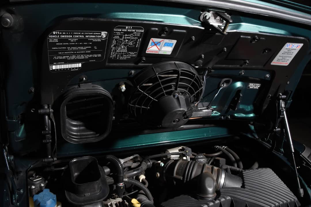 2002 Porsche 911 Carrera — photo 16