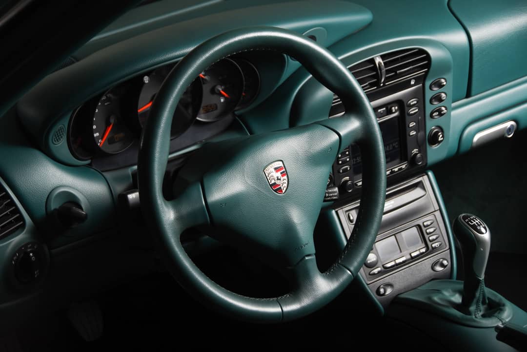 2002 Porsche 911 Carrera — photo 27