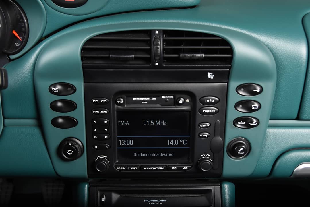 2002 Porsche 911 Carrera — photo 29
