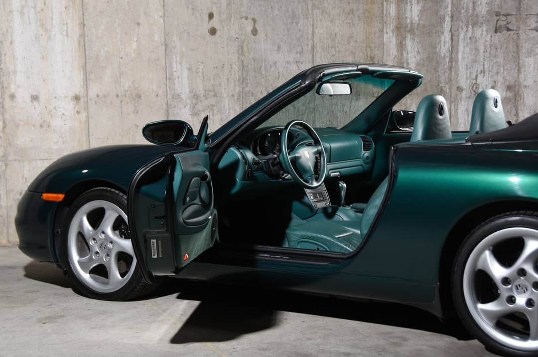 2002 Porsche 911 Carrera — photo 4