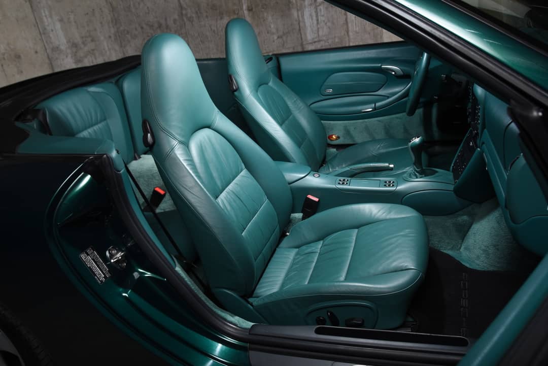 2002 Porsche 911 Carrera — photo 36