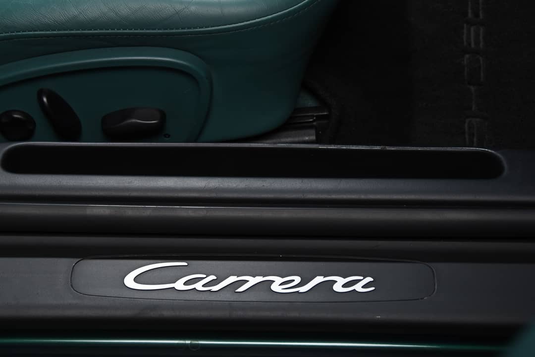 2002 Porsche 911 Carrera — photo 37