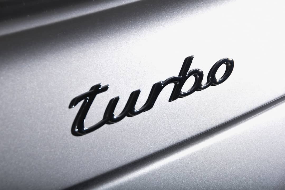 2010 Porsche 911 Turbo — photo 12