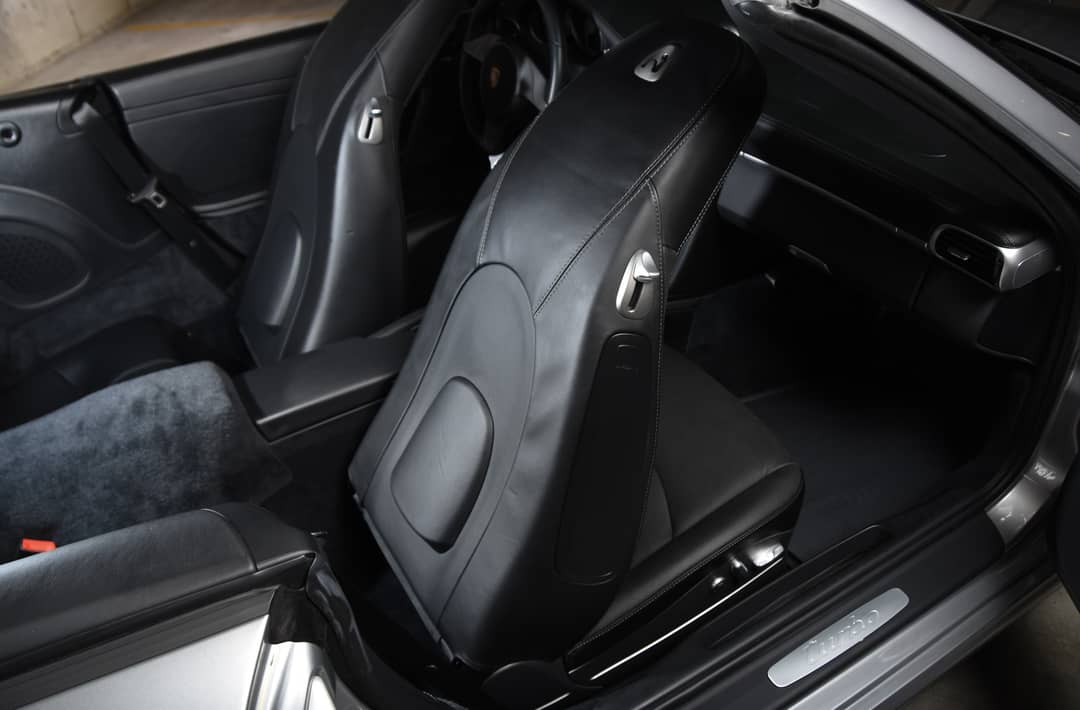2010 Porsche 911 Turbo — photo 58