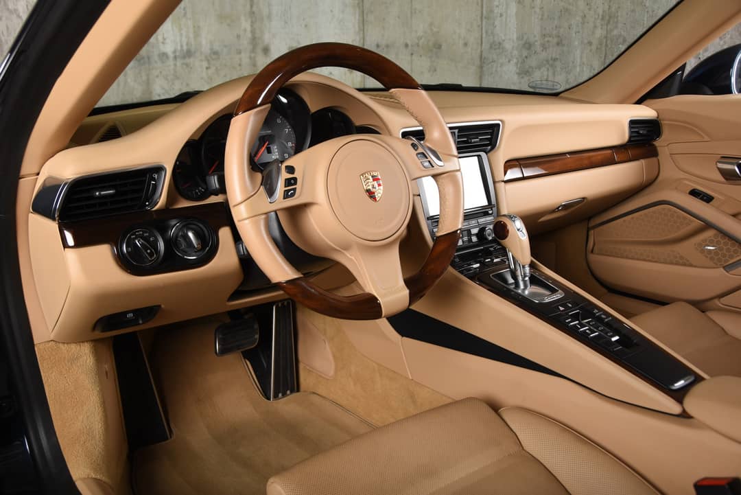 2014 Porsche 911 Carrera S — photo 25