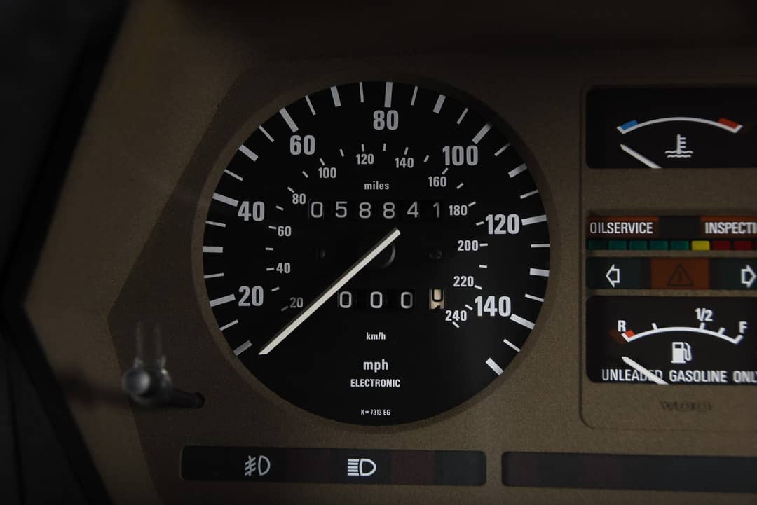 1984 BMW 6 Series 633CSi — photo 46