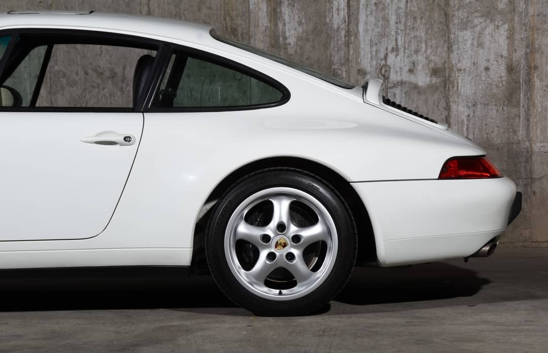 1995 Porsche 911 Carrera — photo 28