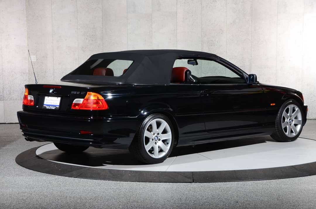 2001 BMW 3 Series 325Ci — photo 12
