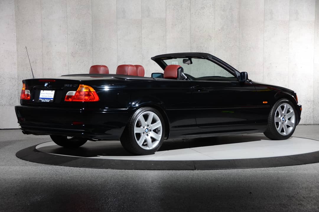 2001 BMW 3 Series 325Ci — photo 13