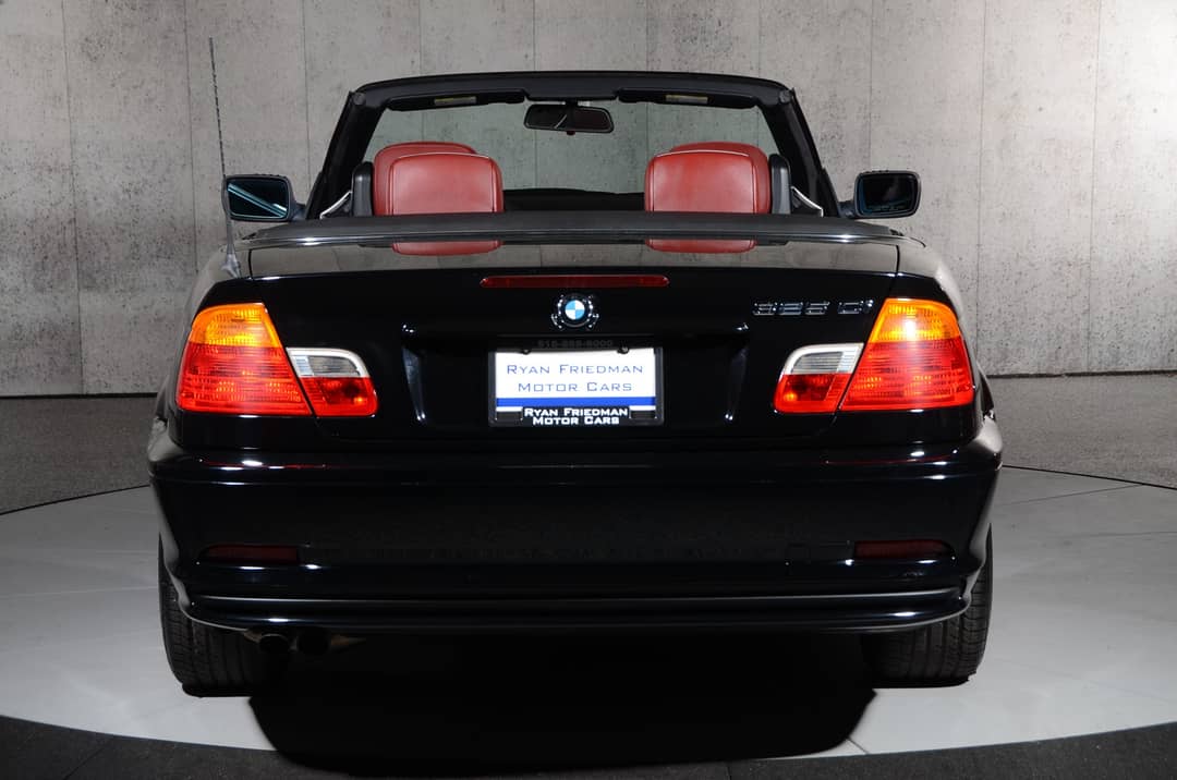 2001 BMW 3 Series 325Ci — photo 14
