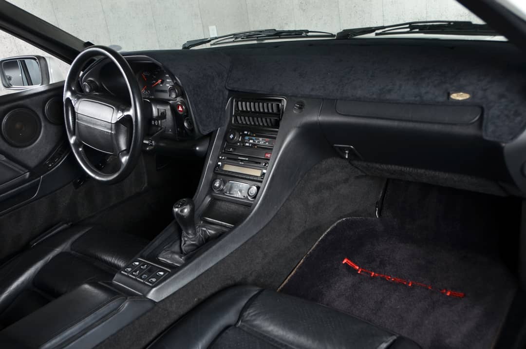 1991 Porsche 928 GT — photo 43