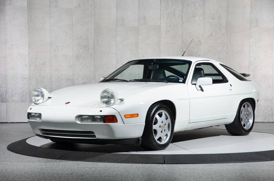 1991 Porsche 928 GT — photo 7