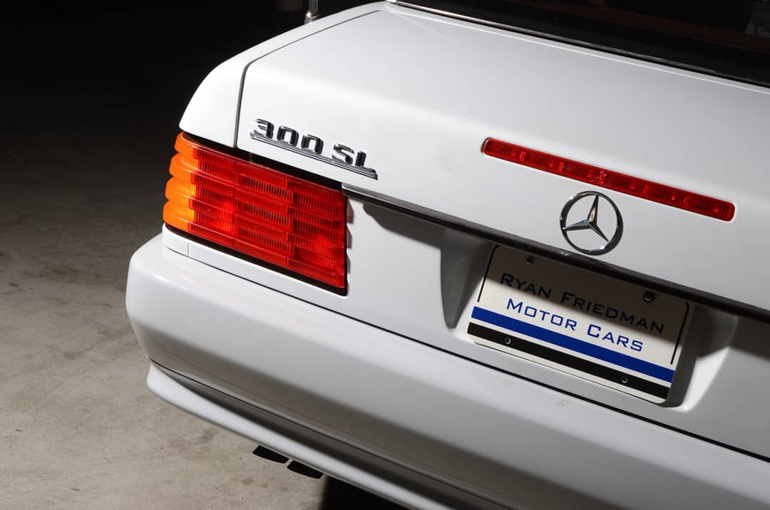 1990 Mercedes-Benz 300-Class 300 SL — photo 12
